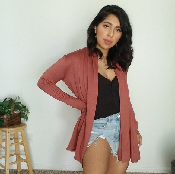 𝙇𝘼𝙎𝙏 𝙊𝙉𝙀 | ULTRAMODERN OPEN CARDIGAN MAUVE - Picture 2 of 8